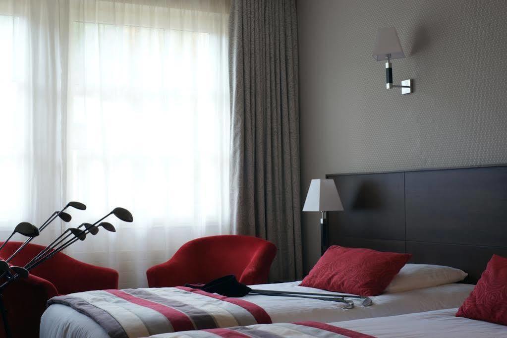 Le Manoir Hotel